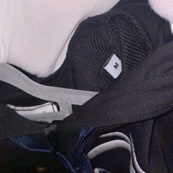 NWT - Gilmar Iceberg Tweety Hoodie - Picture 4 of 7